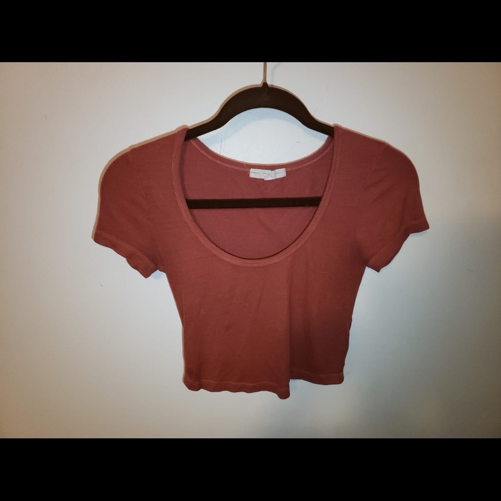 October feels crop top